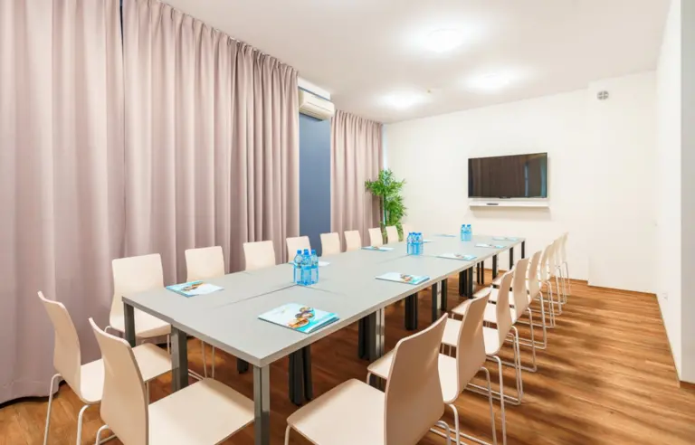 Hotel Jarota z Aquaparkiem - zdjęcie 1