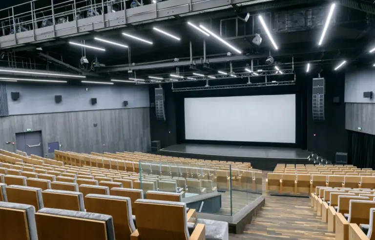 Centrum Sztuki Moscice sala widowiskowa