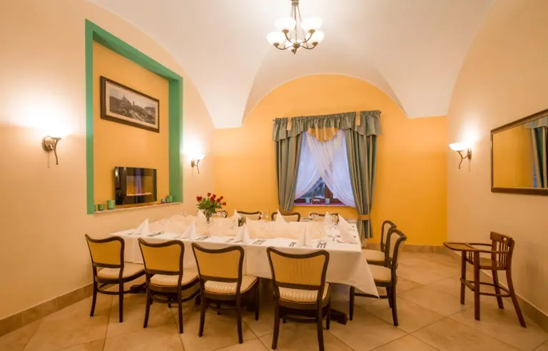 Hotel Ambasadorski - zdjęcie 1