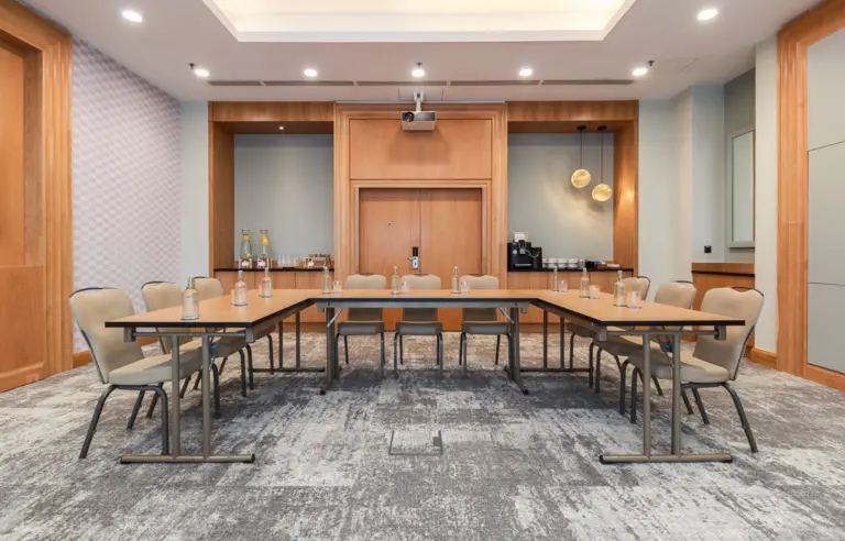 Sheraton Poznan Hotel - photo 1