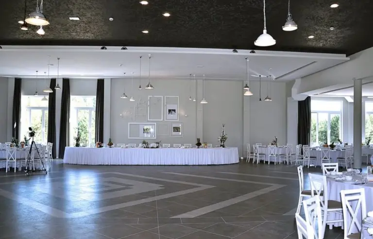 Albizja Hotel Szczytno - photo 1