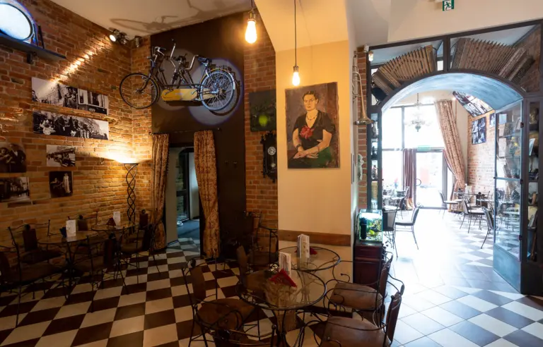 Teatr Kamienica - photo 1