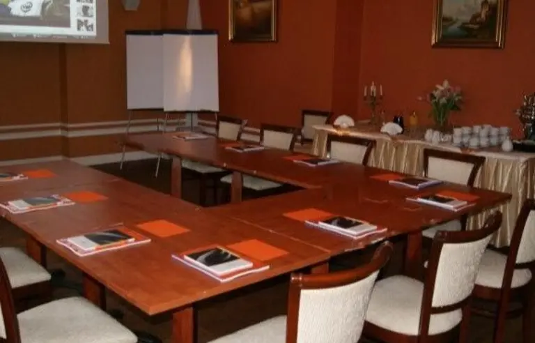 Hotel Wieniawa Rekowo Gorne sala konferencyjna