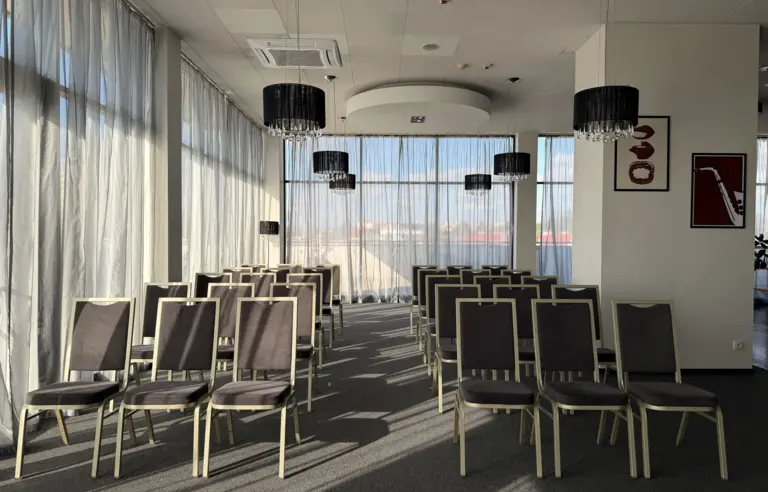 Hotel Swing Kraków - zdjęcie 1