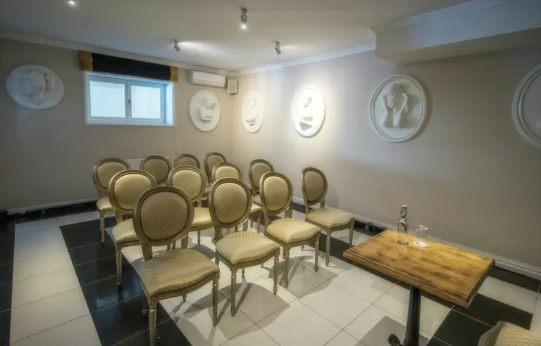 Hotel Pałac Alexandrinum - photo 1