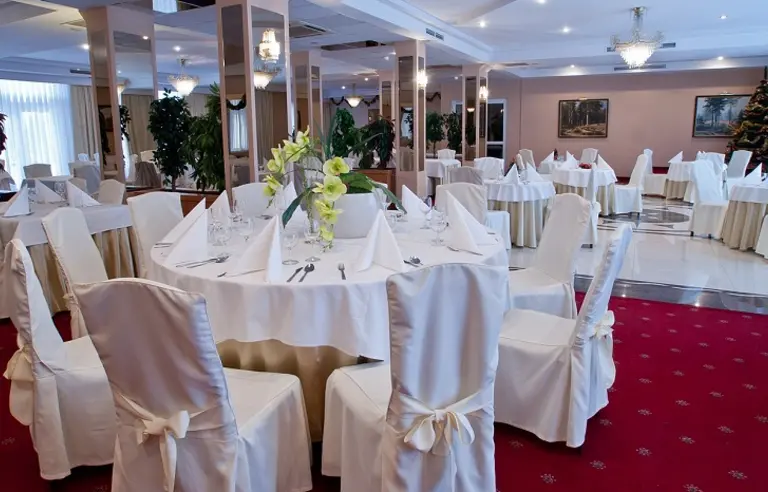 Hotel Ambasador Chojny Łódź - photo 1