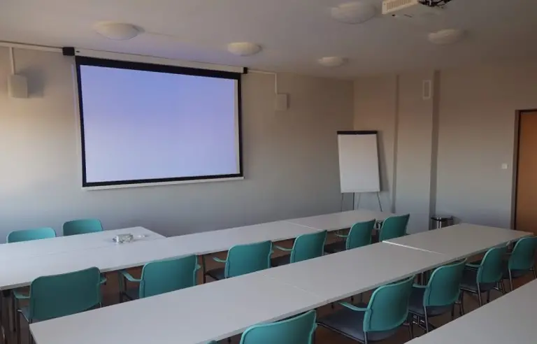 Centrum Szkoleniowo-Konferencyjne Wojskowej Akademii Technicznej - zdjęcie 1