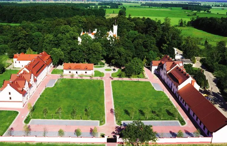 Pałac Sulisław - photo 1