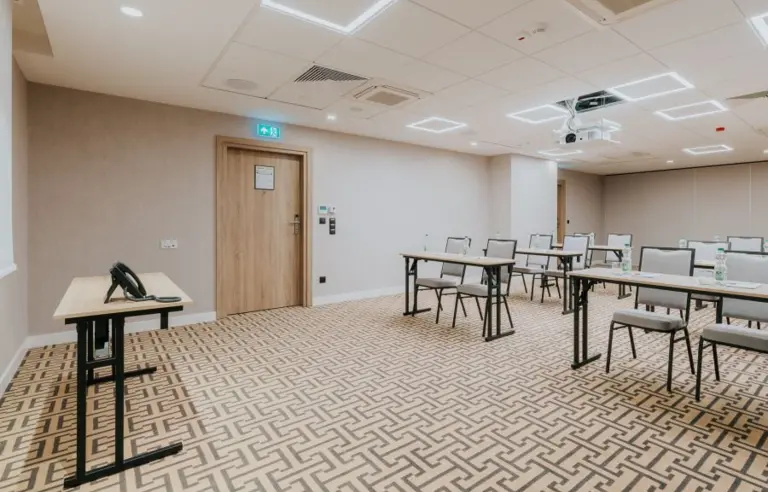 sala konferencyjna Hampton by Hilton Warsaw Reduta
