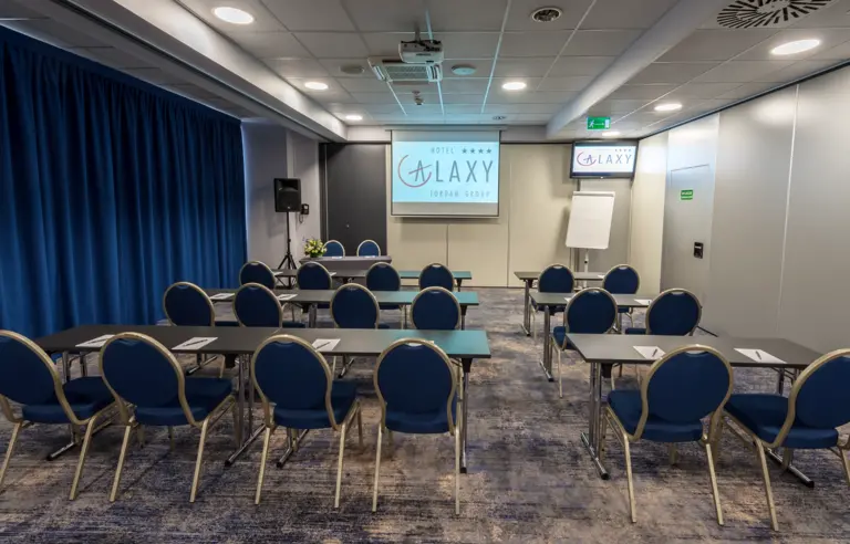 Galaxy Hotel - zdjęcie 1