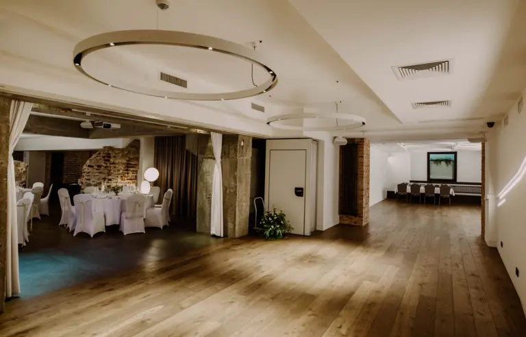 Hotel Nicolaus - photo 1