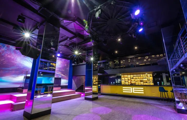 Enklawa Art & Music Club Warszawa Parter