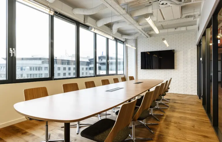 Brain Embassy Al. Jerozolimskie - zdjęcie 1