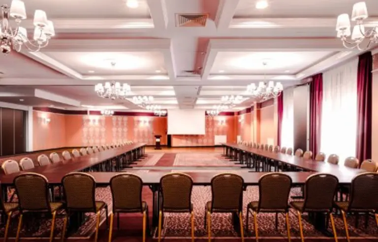 Hotel aurora Family & Spa Miedzyzdroje sala konferencyjna