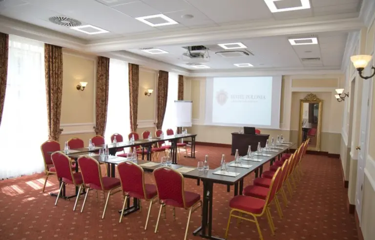 Hotel Polonia Krakow sala konferencyjna teatralna