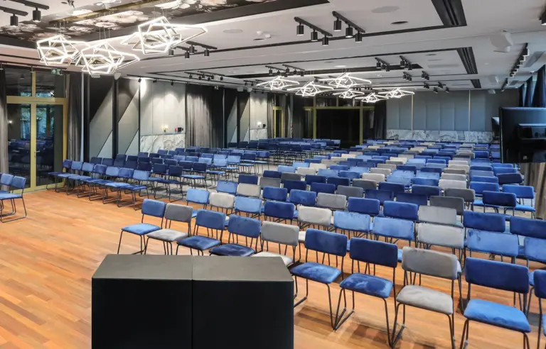 Hotel Moderno - photo 1