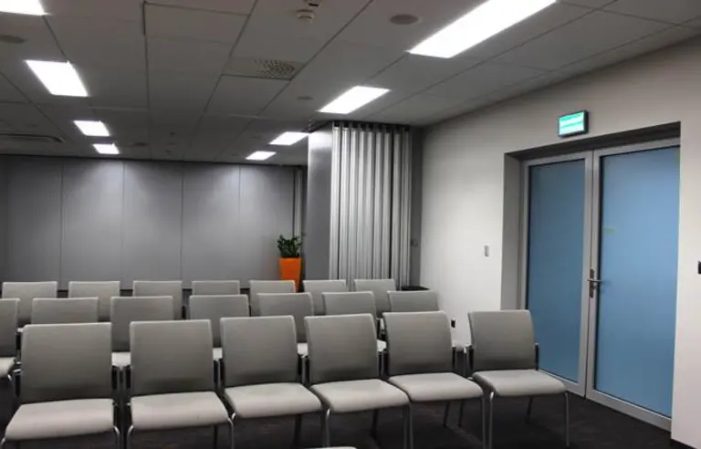 Regionalne Centrum Sportowe w Lubinie sala konferencyjna