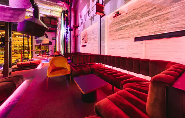 Loże na antresoli pieców