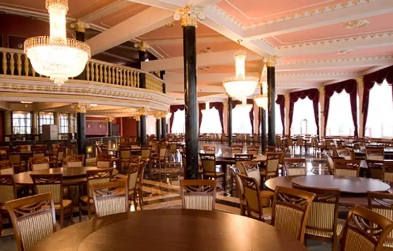 Hotel Wiktoriański - photo 1