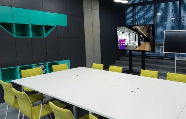 Centralny Dom Technologii - zdjęcie 1