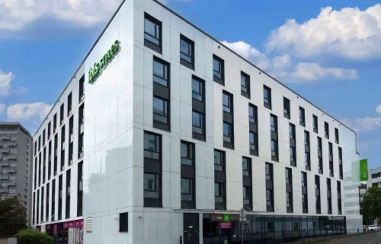 Hotel ibis Styles Warszawa Centrum - photo 1