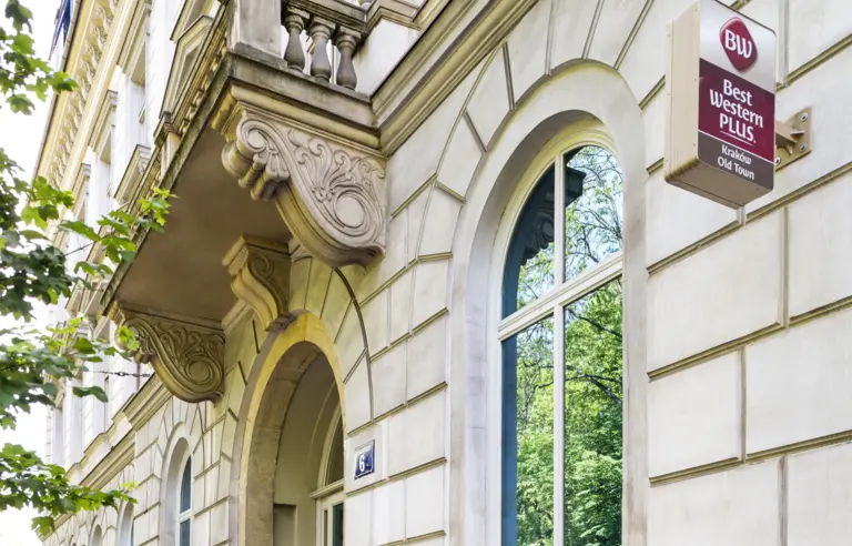Hotel z zewnątrz