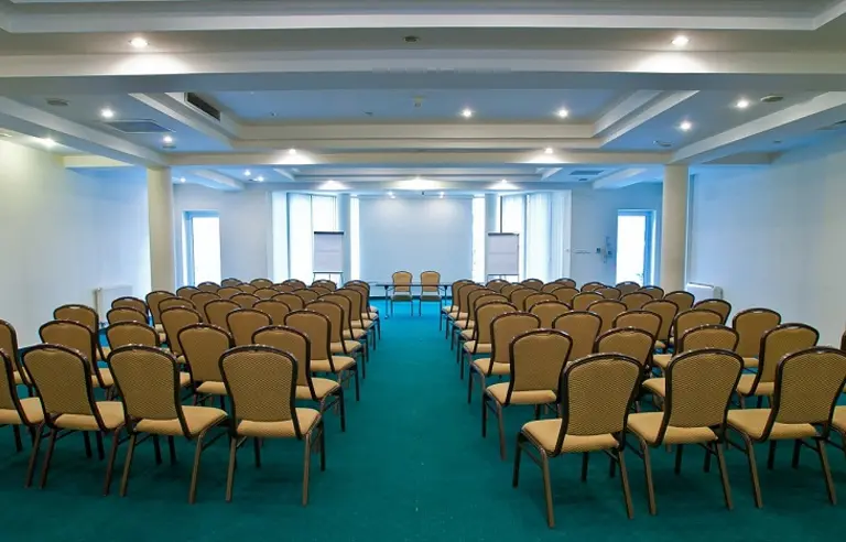 Hotel Ambasador Chojny Łódź - photo 1