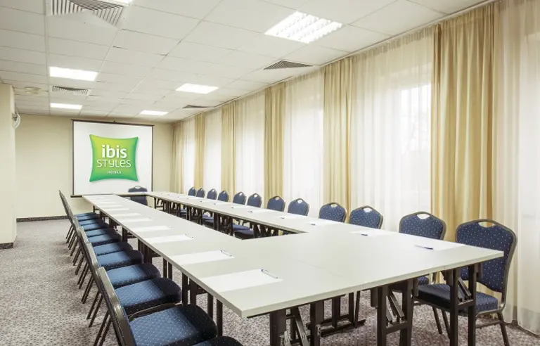 ibis Styles Warszawa West - photo 1
