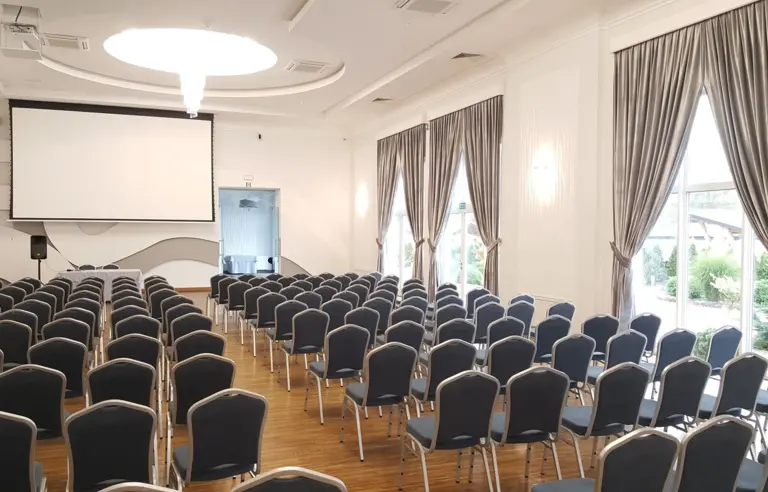 Czarny Staw Hotel - photo 1