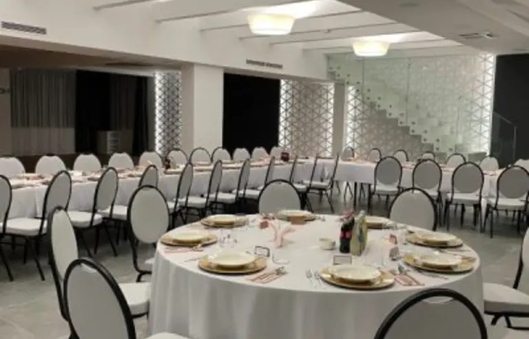 Lobzow 296 sala bankietowa