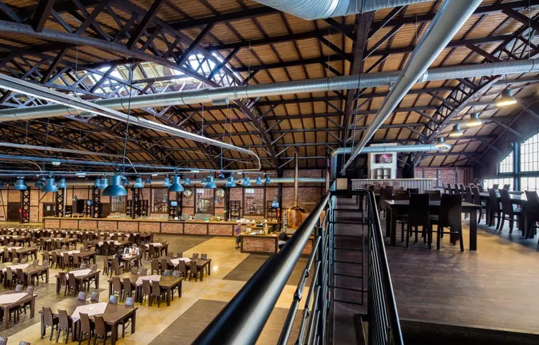 Stara Zajezdnia Kraków by Desilva Kraków antresola