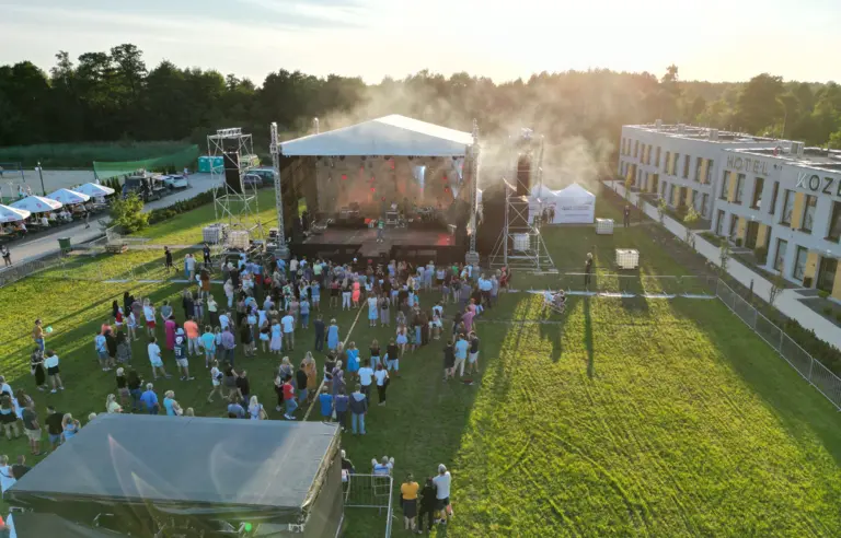 Hotel Kozerki - photo 1