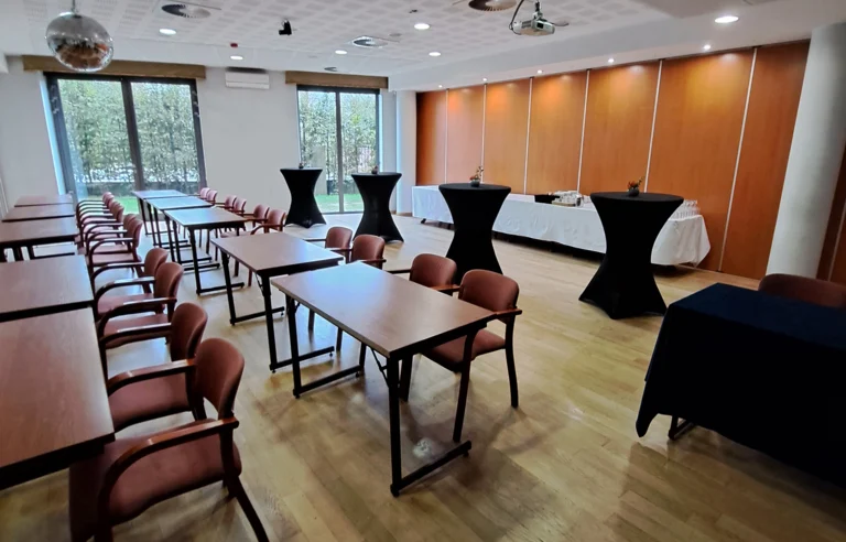 Zakrzówek Konferencje i Eventy (dawniej Hotel Sympozjum Kraków) - zdjęcie 1