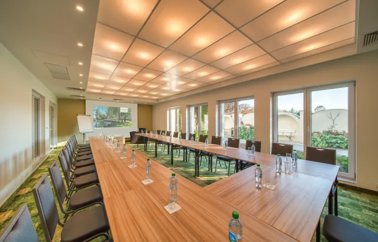 Green Garden Hotel - photo 1