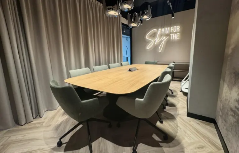 The Shire - Beyond Coworking Kraków Unity Tower - photo 1