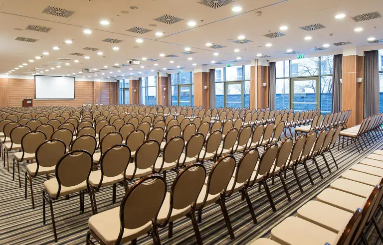 Holiday Inn Krakow City Centre - photo 1