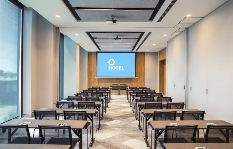 Q Hotel Plus Wrocław Bielany - photo 1