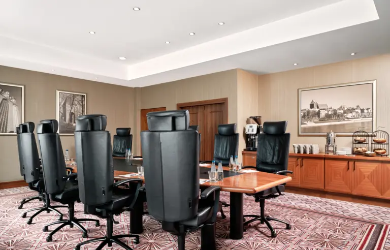 Sheraton Grand Krakow - photo 1