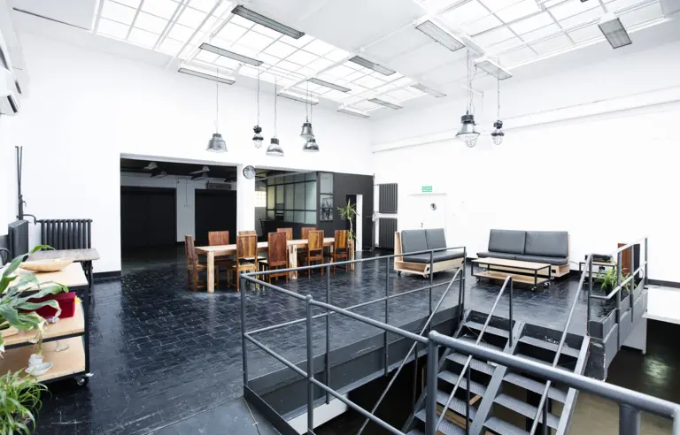 Antresola [Studio 2]