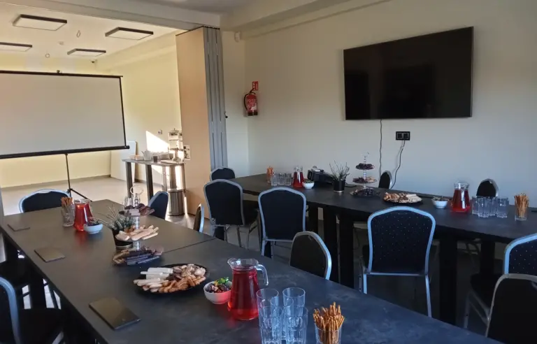 Obiekt szkoleniowo - noclegowy Przy Skarpie Rozbark - photo 1