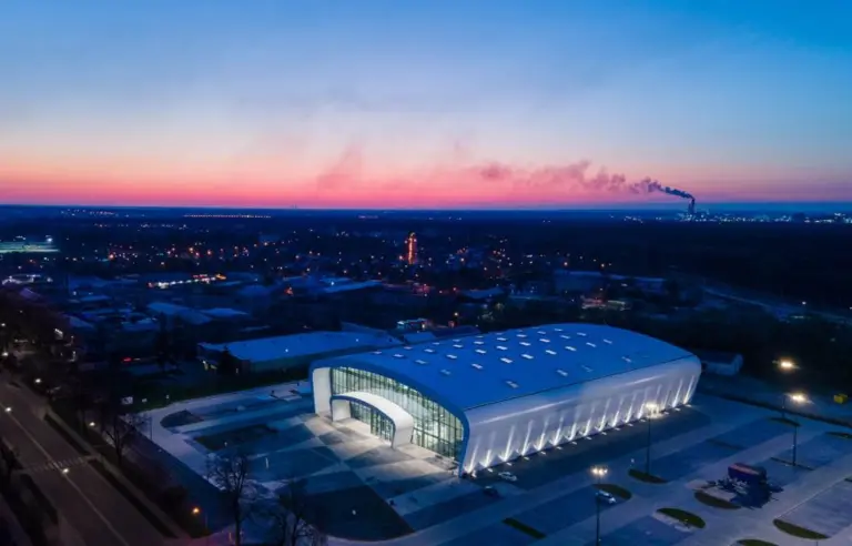 Hala Widowiskowo-Sportowa w Pulawach