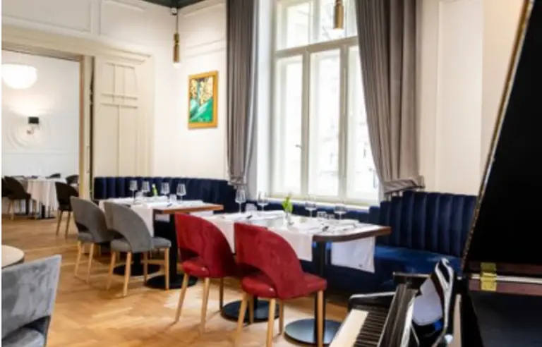 Villatoro Zgorzelec sala piano