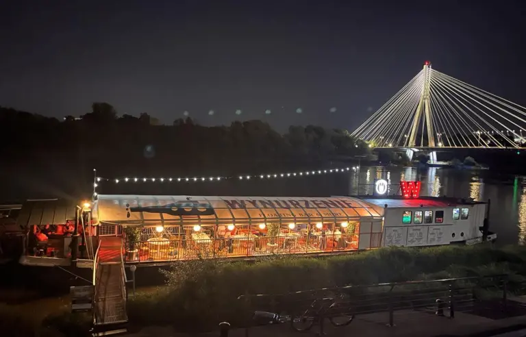 Barka Wynurzenie Warszawa