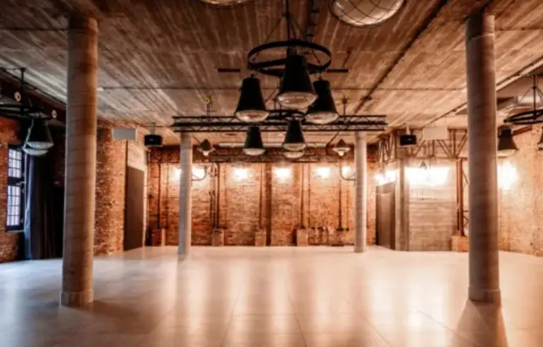 Przestrzenie Bruna Warszawa