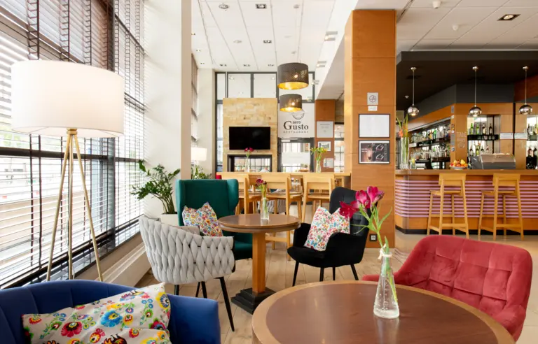 Mercure Warszawa Airport - zdjęcie 1