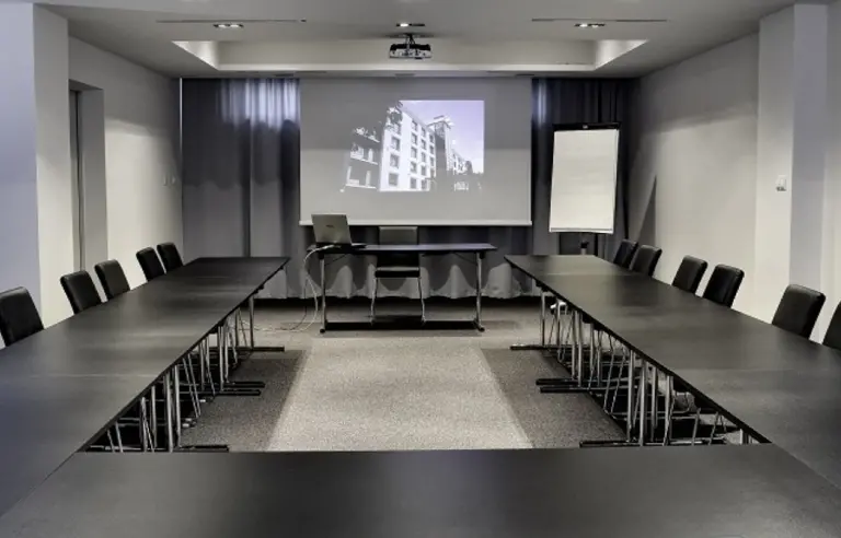 Hotel Moderno - photo 1