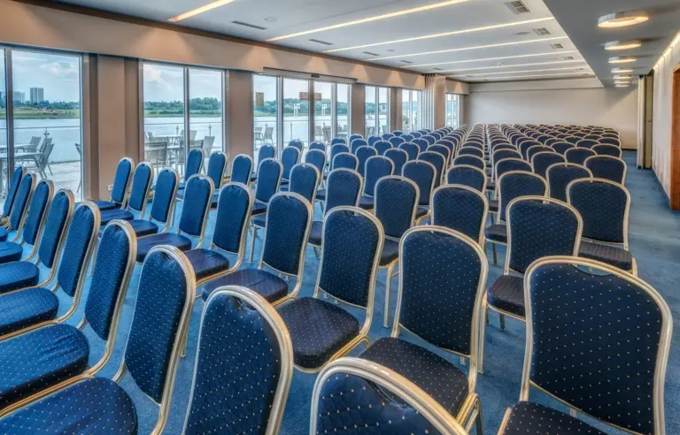 Hotel HP Park Poznań - zdjęcie 1