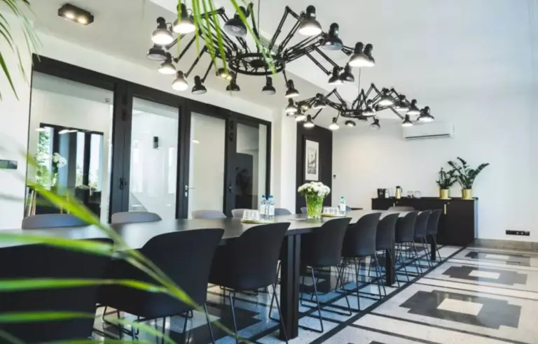 Vanta Business Center - zdjęcie 1