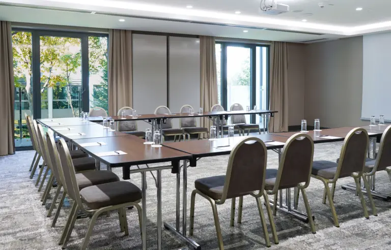 Hotel Warszawianka Centrum Kongresowe - photo 1