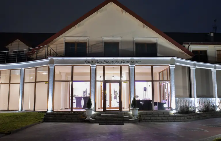 Hotel Leśna Promenada Podzamcze Piekoszowskie k/Piekoszów sala bankietowa